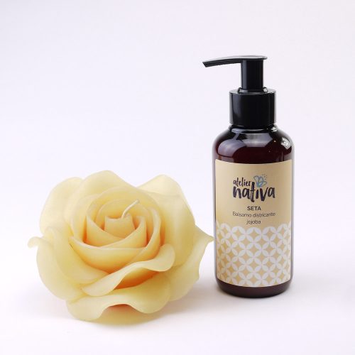 Seta-Balsamo-Districante-Jojoba