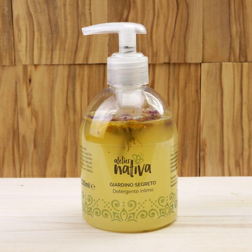 detergente intimo con fiori infusi